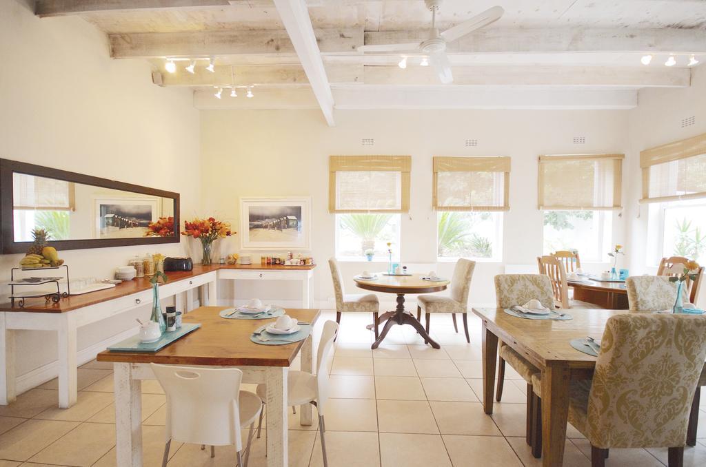 61 On Camps Bay Bed & Breakfast Кейптаун Екстериор снимка
