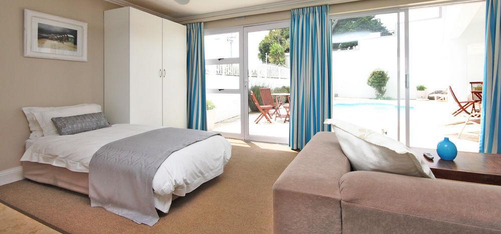 61 On Camps Bay Bed & Breakfast Кейптаун Екстериор снимка