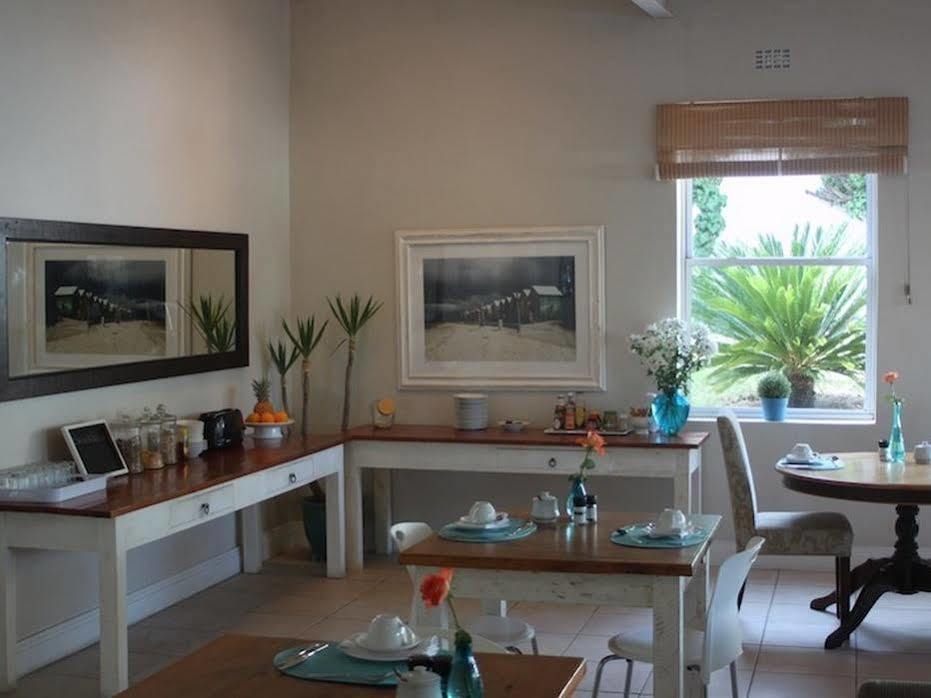 61 On Camps Bay Bed & Breakfast Кейптаун Екстериор снимка