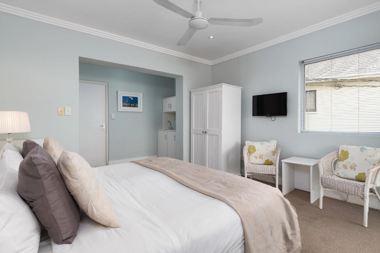 61 On Camps Bay Bed & Breakfast Кейптаун Екстериор снимка
