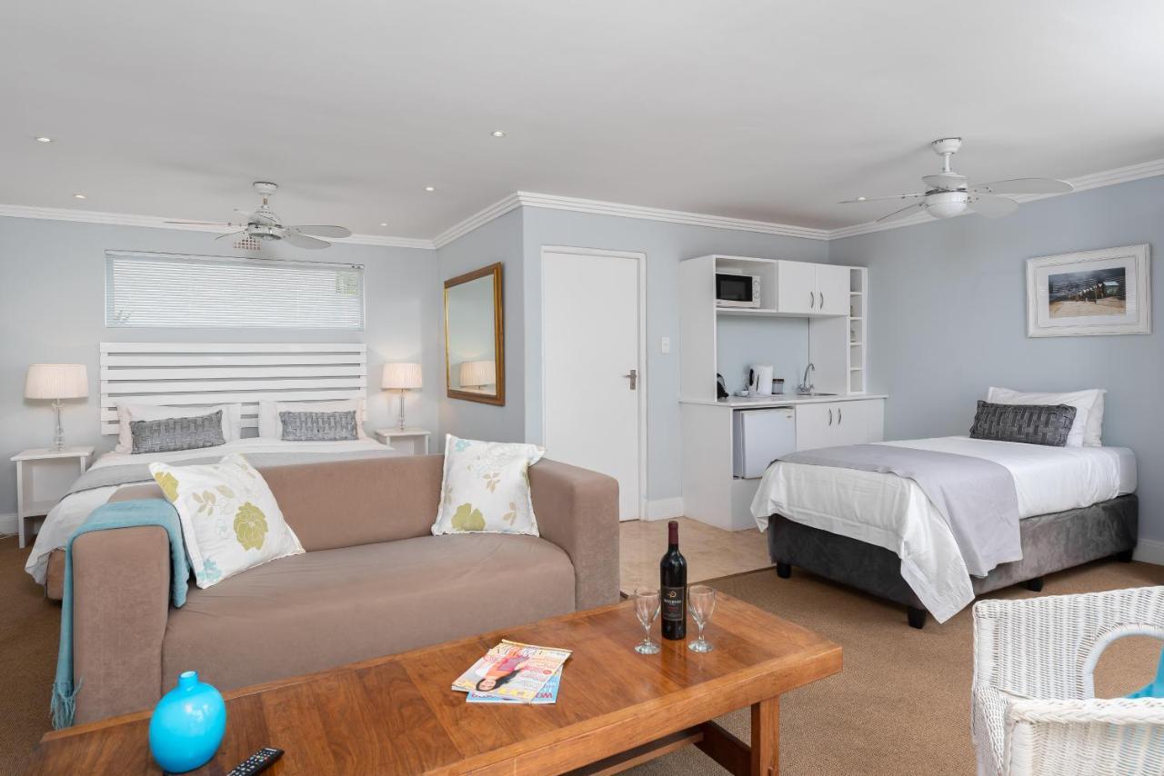 61 On Camps Bay Bed & Breakfast Кейптаун Екстериор снимка