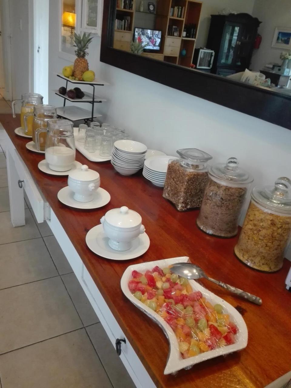 61 On Camps Bay Bed & Breakfast Кейптаун Екстериор снимка